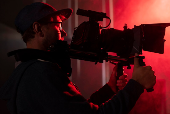 Why Professional Video Shoots Are Essential for YouTube & Social Media Marketing